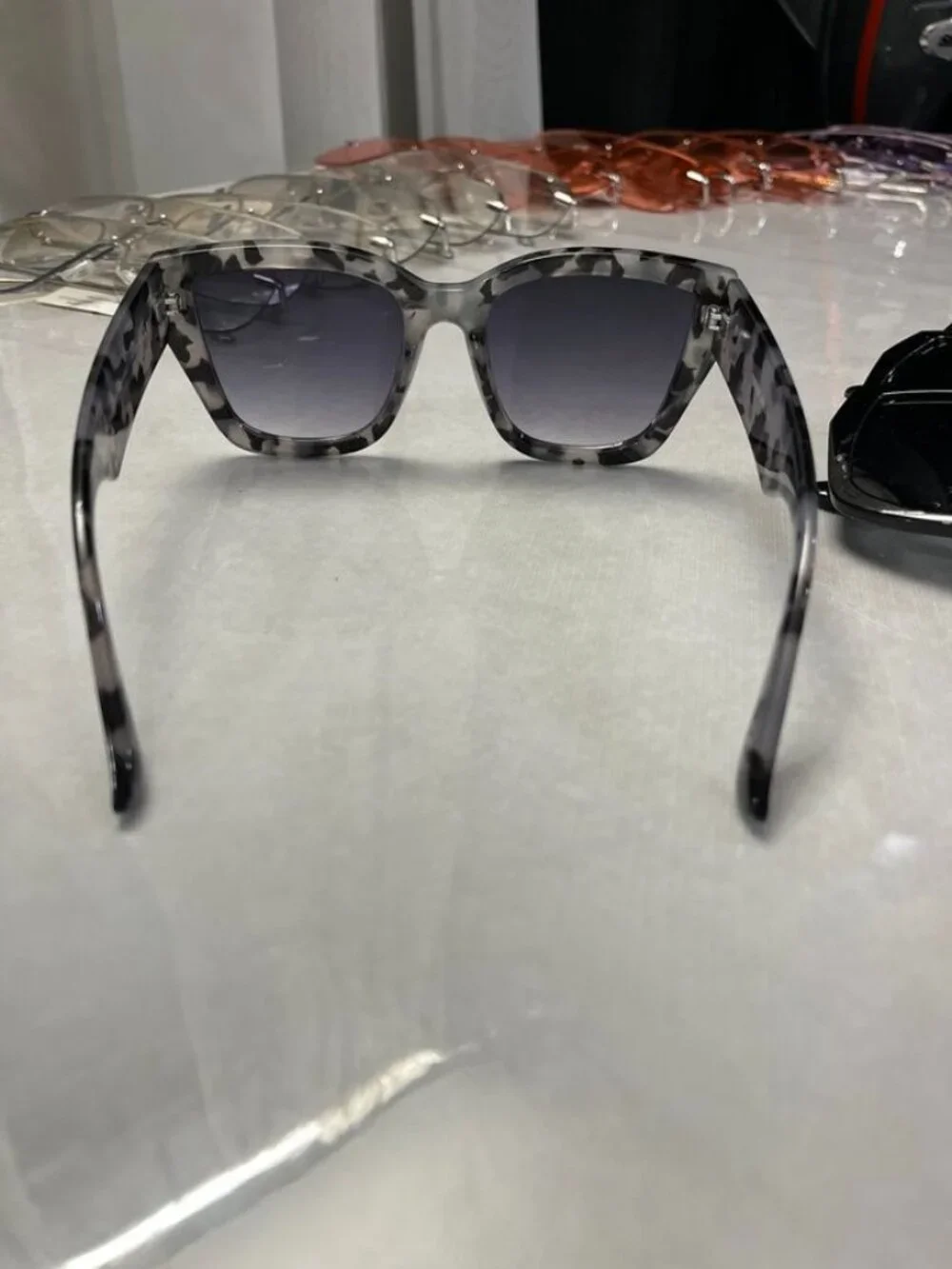 AIRE Haedus Square Sunglasses Grey Tortoise Frame Gradient Lens